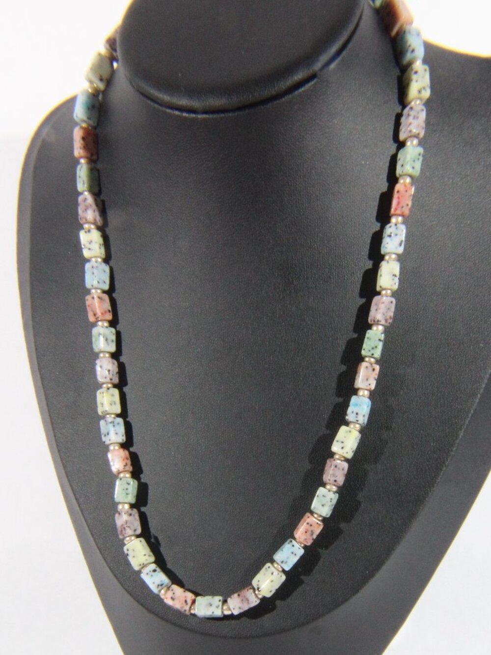 Vintage Urban Outfitters Gold Tone Y2K Square Bead Necklace